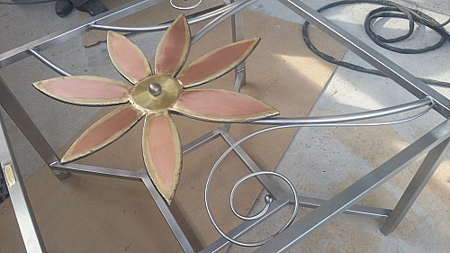Table fleur (cuivre, laiton, inox)